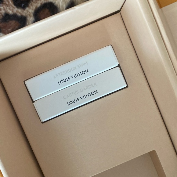 Louis Vuitton Perfume Set of 2 samples comes in LV box - Picture 1 of 7